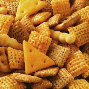 CHEX MIX CHEDDAR FAMILY SIZE 15 OZ(425g) PACK OF 6